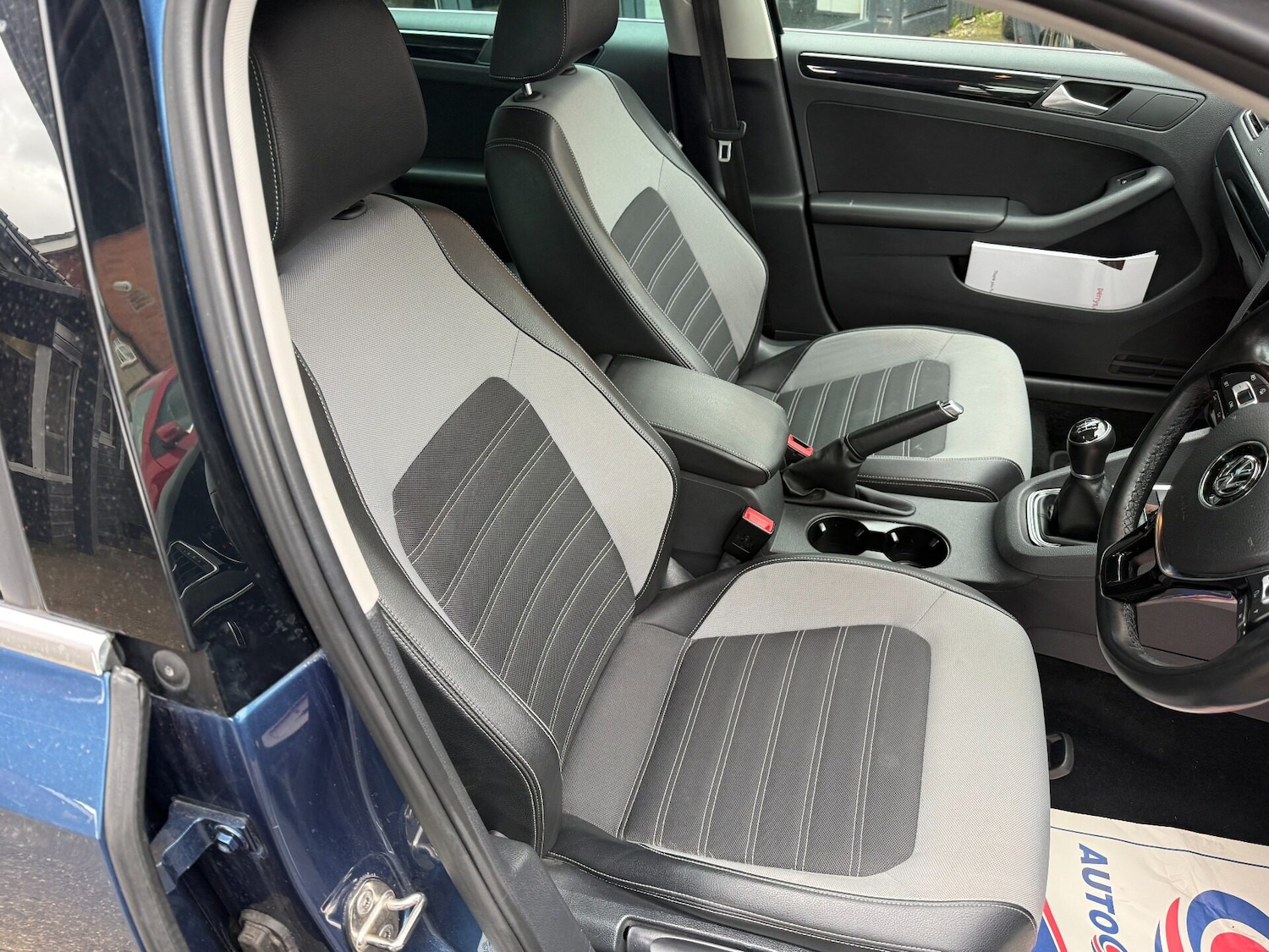 Used Volkswagen Jetta 2016 for sale - 78122865: Photo 8