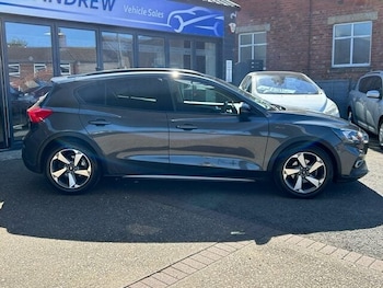 Used Ford Focus 2020 for sale - 78273566: Photo