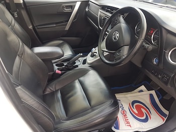Used Toyota Auris 2014 for sale - 75425724: Photo