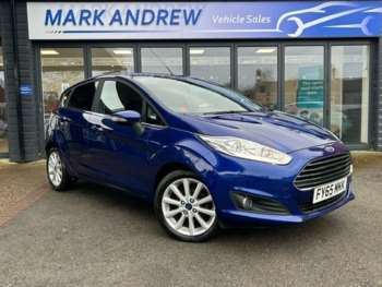 2015 (65) - TITANIUM 5-Door