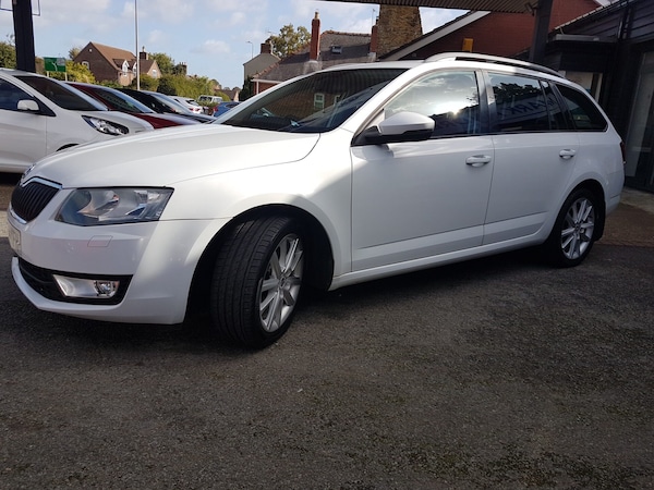 Used Skoda Octavia 2015 for sale - 76163882: Photo 15