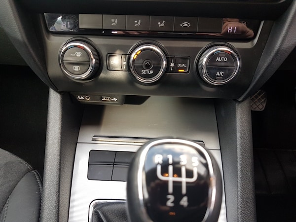 Used Skoda Octavia 2015 for sale - 76163882: Photo 19