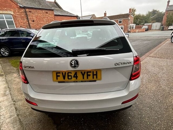 Used Skoda Octavia 2015 for sale - 76163882: Photo 4