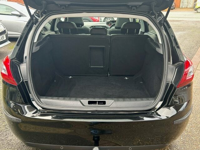 Used Peugeot 308 2014 for sale - 77171368: Photo 10