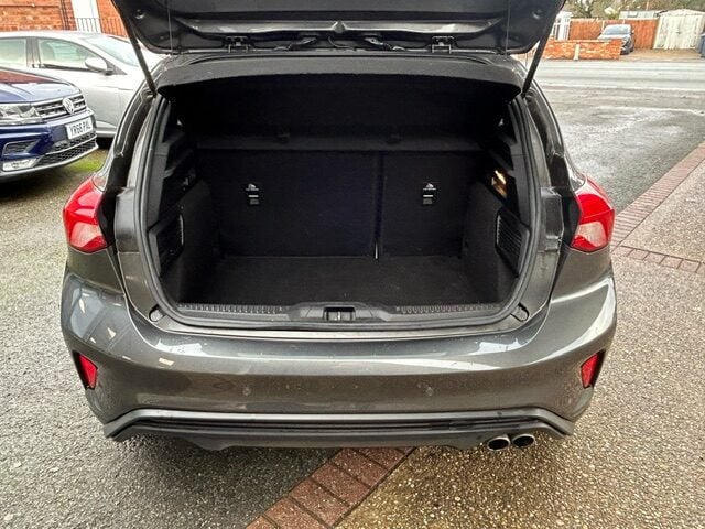 Used Ford Focus 2020 for sale - 76682442: Photo 11