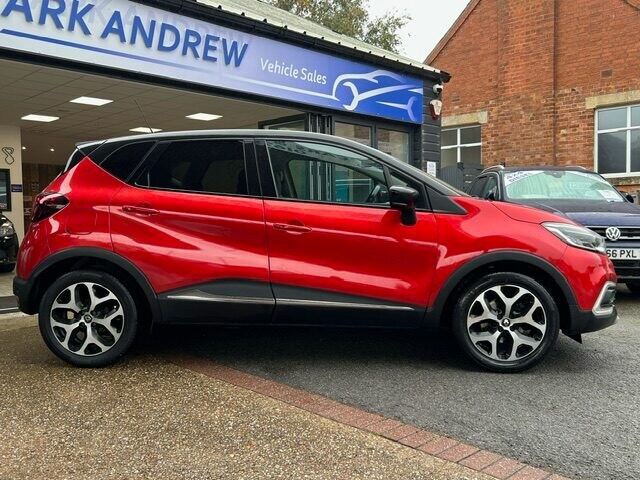 Used Renault Captur 2019 for sale - 76252507: Photo 2