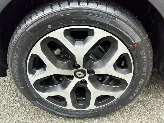 Used Renault Captur 2019 for sale - 76252507: Photo 8