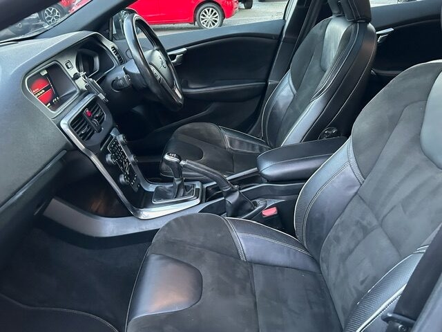 Used Volvo V40 2016 for sale - 76394961: Photo 10