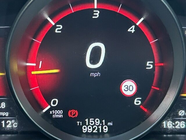 Used Volvo V40 2016 for sale - 76394961: Photo 12