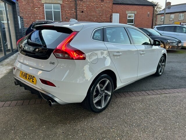Used Volvo V40 2016 for sale - 76394961: Photo 3