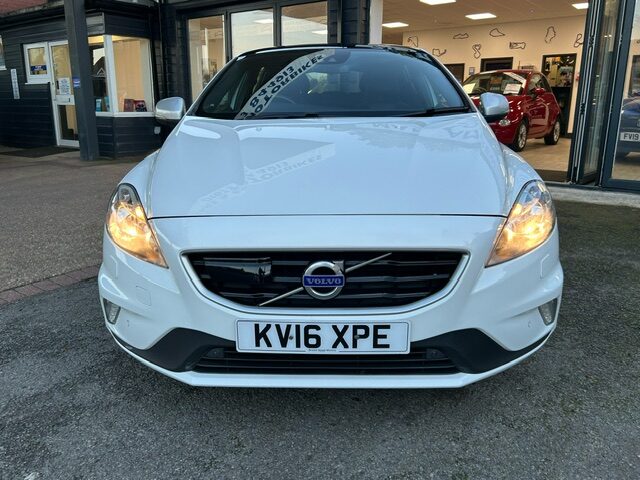 Used Volvo V40 2016 for sale - 76394961: Photo 8