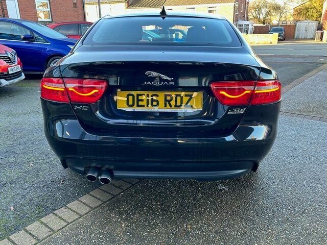 Used Jaguar XE 2016 for sale - 77312955: Photo 4