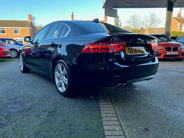 Used Jaguar XE 2016 for sale - 77312955: Photo 5