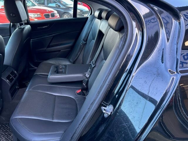 Used Jaguar XE 2016 for sale - 77312955: Photo 9