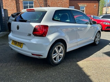 Used Volkswagen Polo 2016 for sale - 78168399: Photo