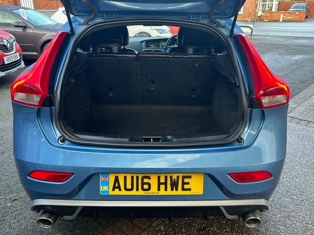 Used Volvo V40 2016 for sale - 77474675: Photo 10