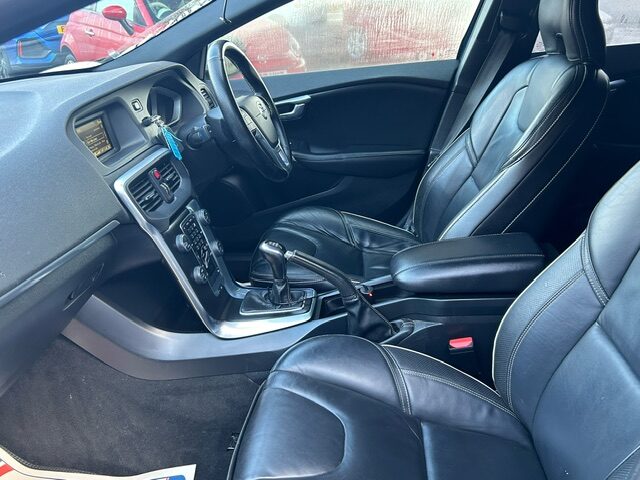 Used Volvo V40 2016 for sale - 77474675: Photo 8