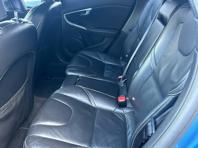 Used Volvo V40 2016 for sale - 77474675: Photo 9