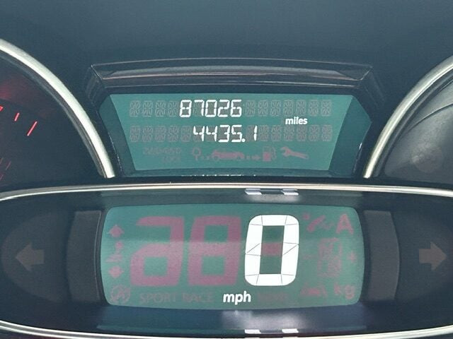 Used Renault Clio 2017 for sale - 76273628: Photo 13