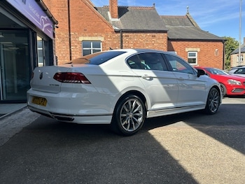 Used Volkswagen Passat 2017 for sale - 79463435: Photo