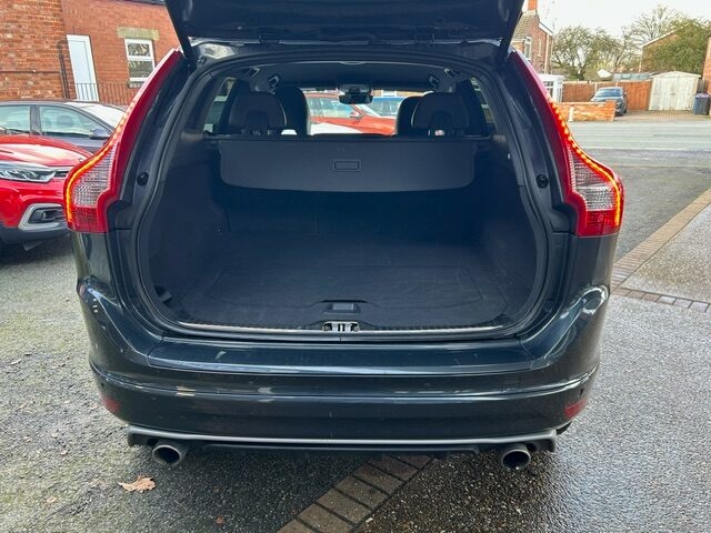 Used Volvo XC60 2017 for sale - 77490806: Photo 8