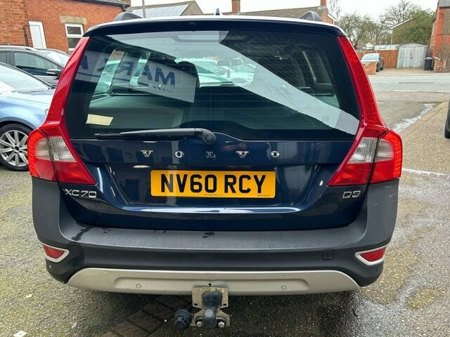 Used Volvo XC70 2011 for sale - 77776461: Photo 4