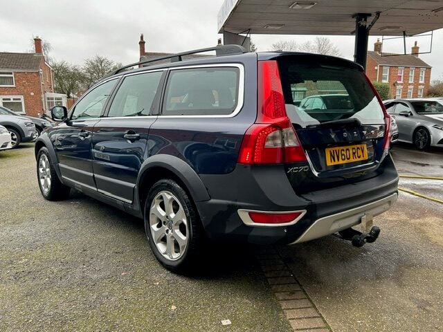 Used Volvo XC70 2011 for sale - 77776461: Photo 5