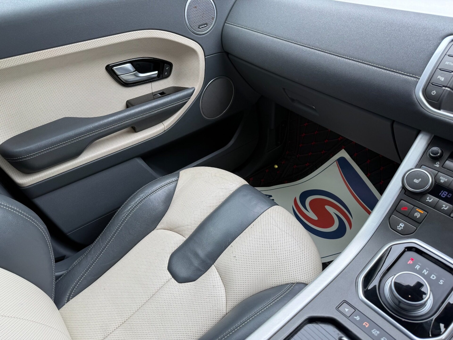 Used Land Rover Range Rover Evoque 2014 for sale - 78121716: Photo 9