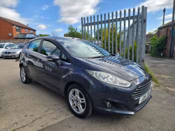 2013 - 1.25 82 Zetec 5dr