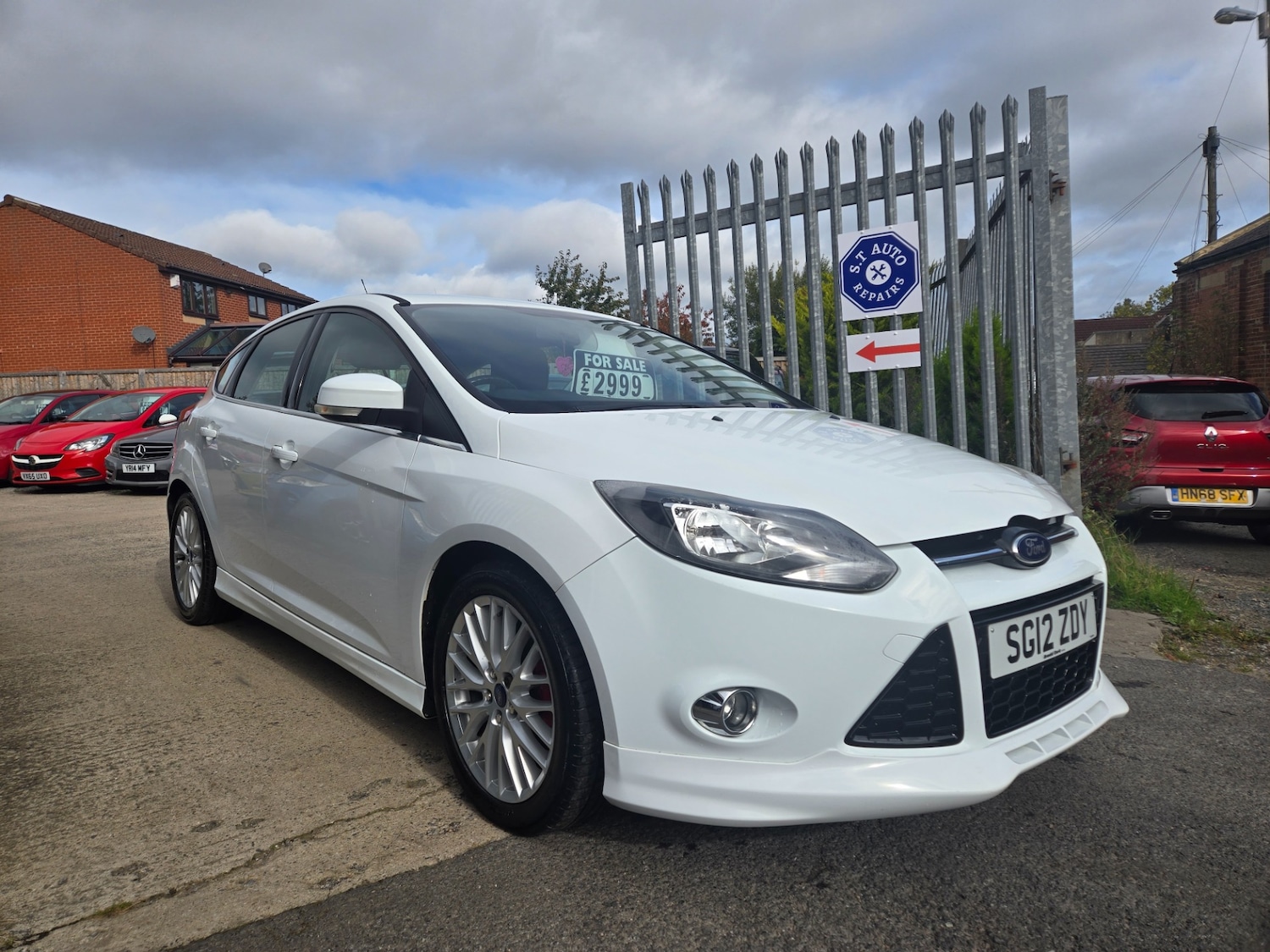 Used Ford Focus 2012 for sale - 76237305: Photo 11