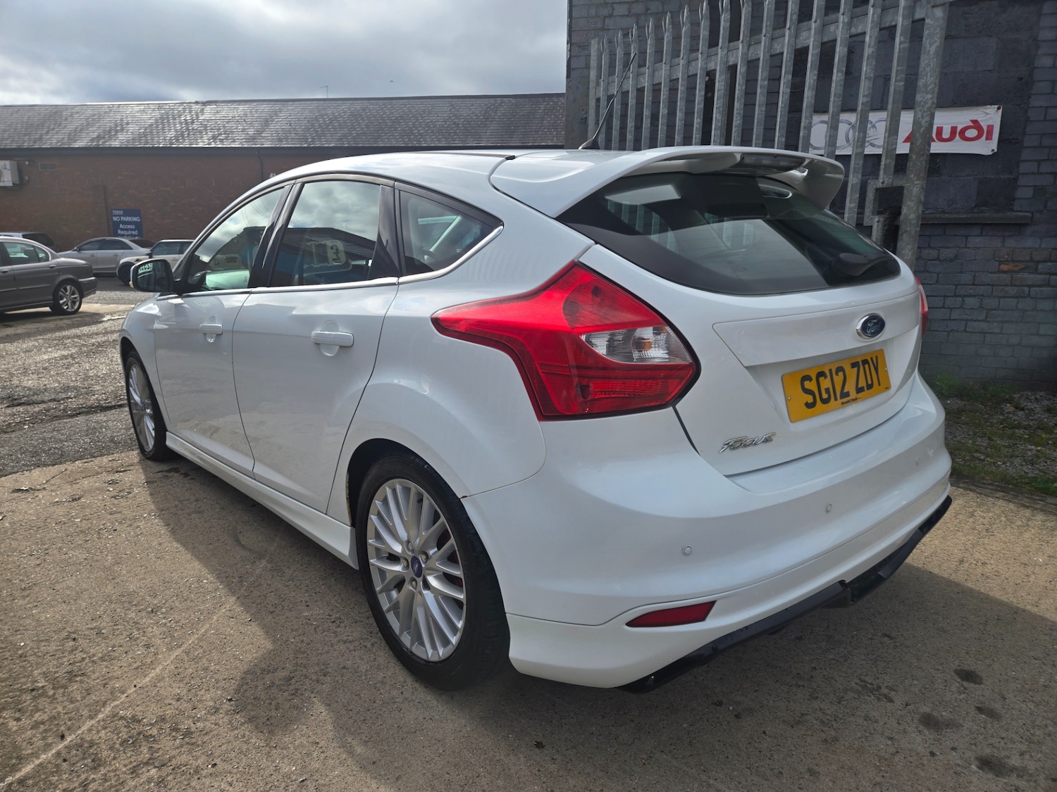 Used Ford Focus 2012 for sale - 76237305: Photo 7