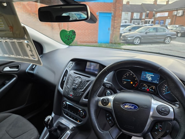 Used Ford Focus 2011 for sale - 76237291: Photo 8