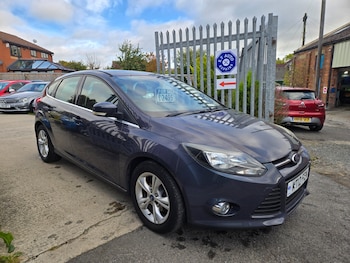 2012 (12) - 1.0 EcoBoost Zetec 5dr