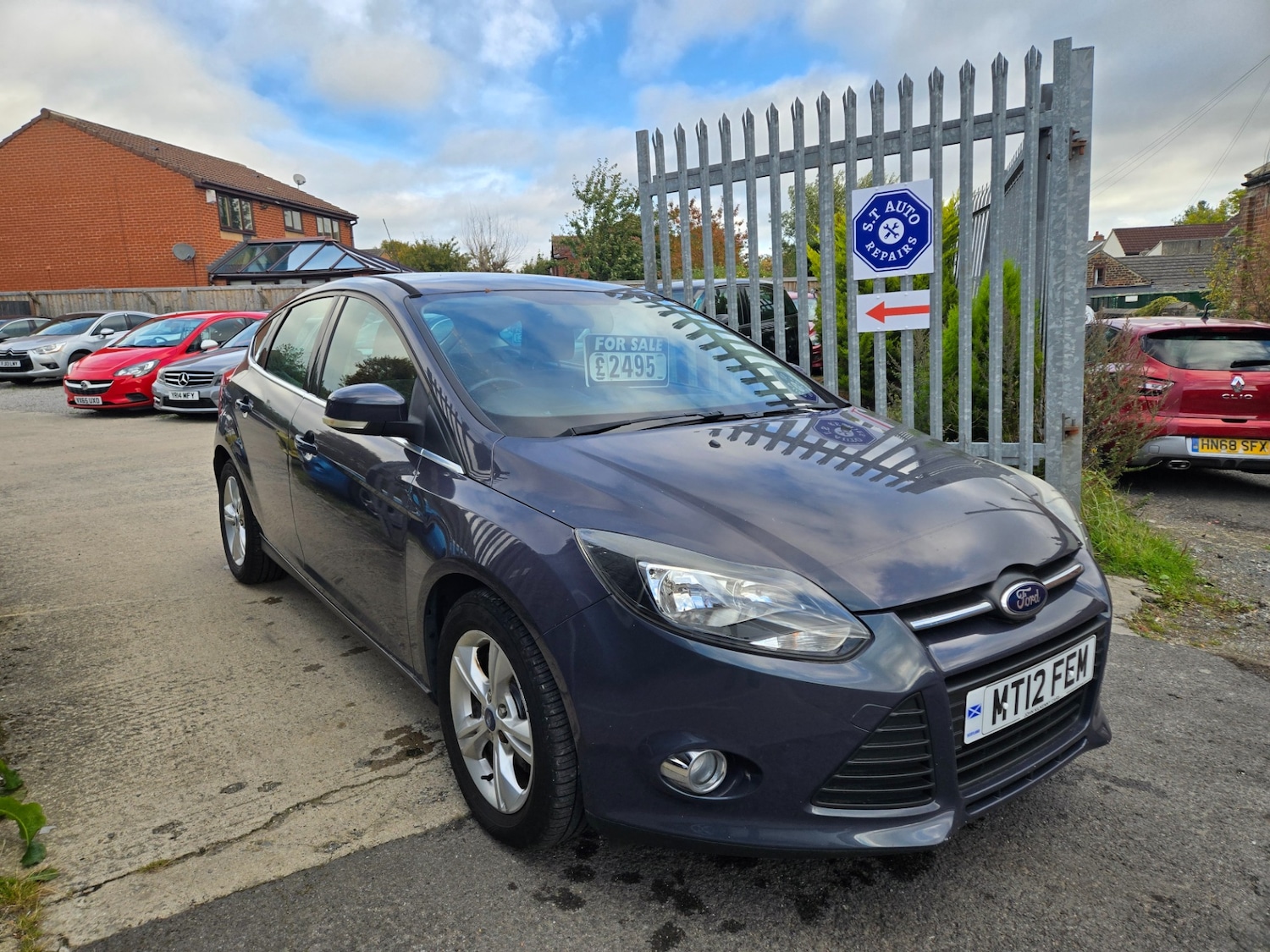 Used Ford Focus 2012 for sale - 76237298: Photo 2