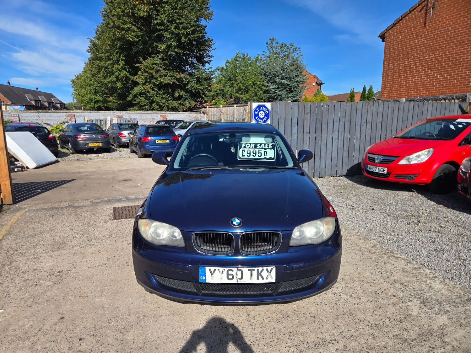 BMW 1 Series 2011 (60) - 116d ES 5dr - Image 2