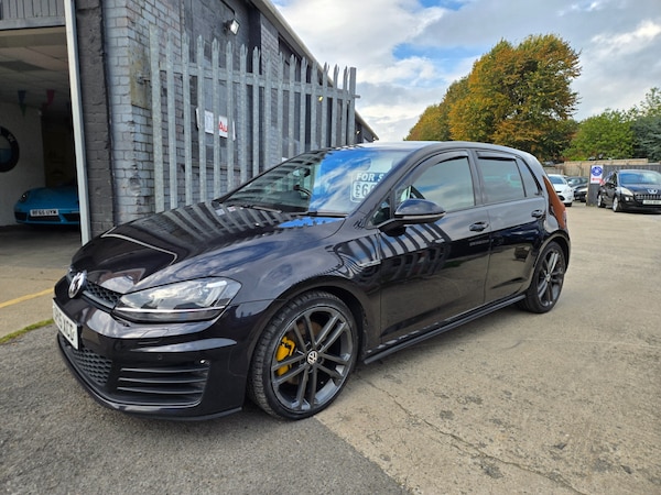 Used Volkswagen Golf 2015 for sale - 76177019: Photo 4