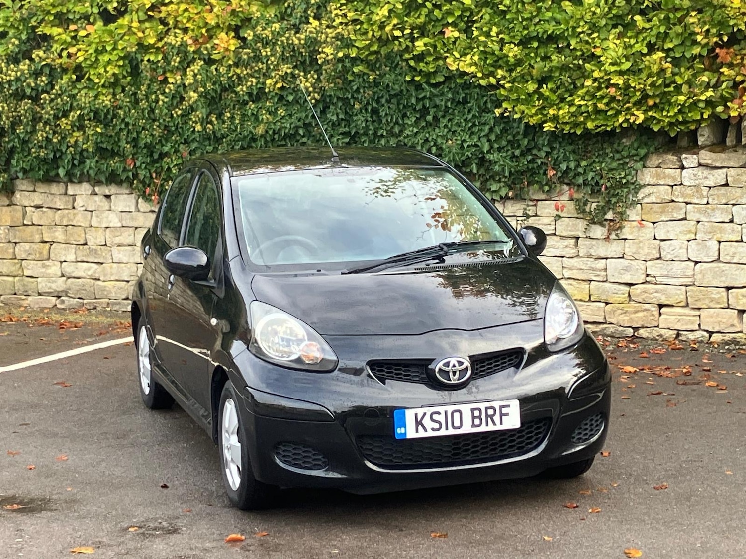 Used Toyota AYGO 2010 for sale - 76350667: Photo 1