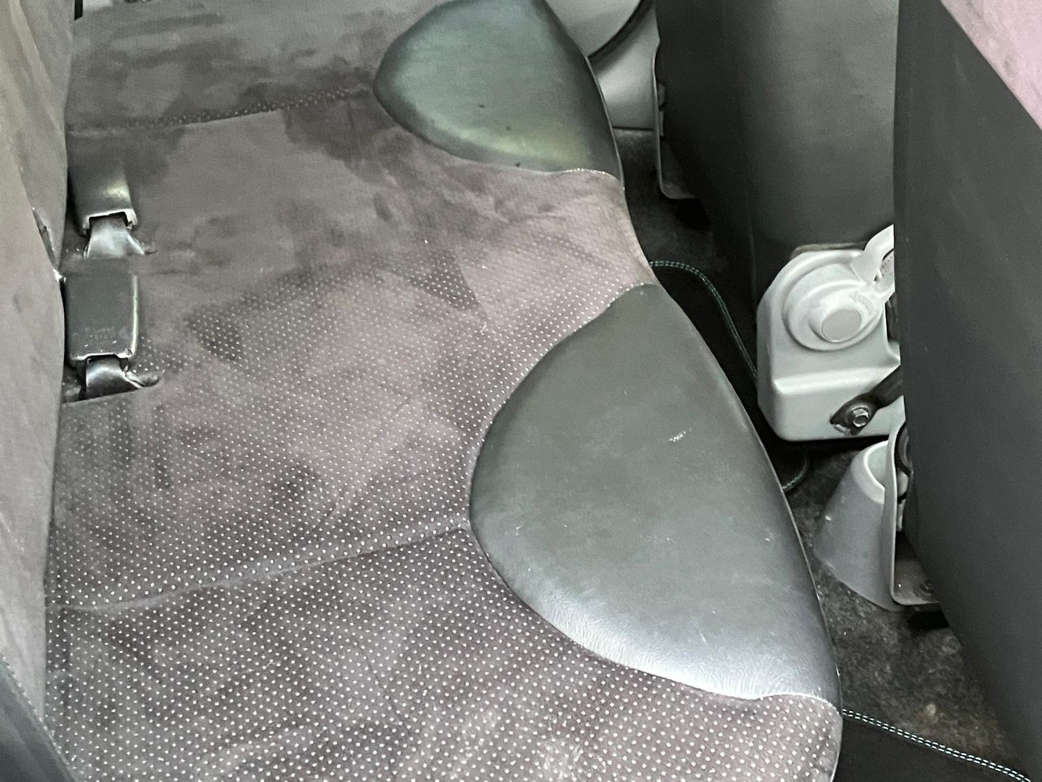 Used Toyota AYGO 2010 for sale - 76350667: Photo 13