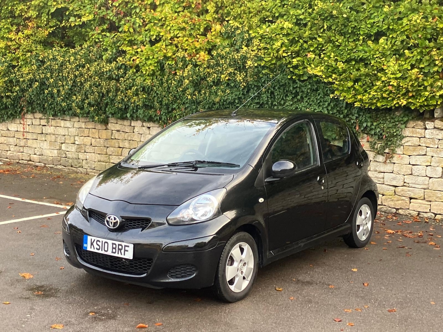 Used Toyota AYGO 2010 for sale - 76350667: Photo 5