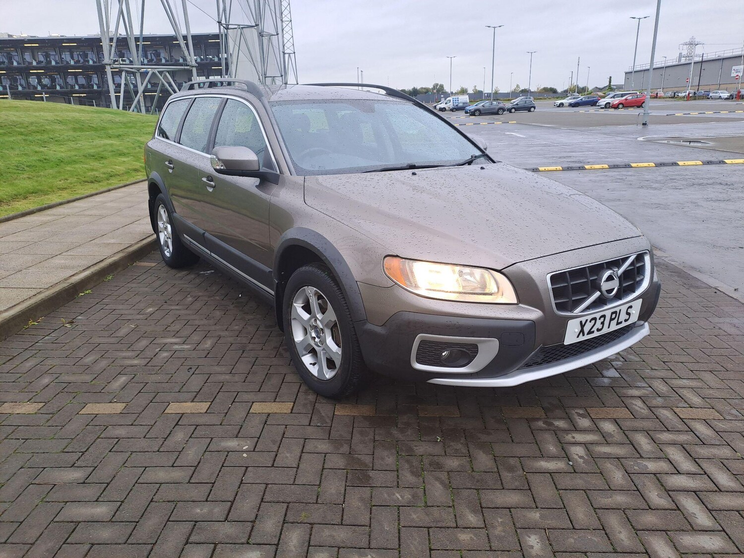 Used Volvo XC70 2009 for sale - 75729742: Photo 21