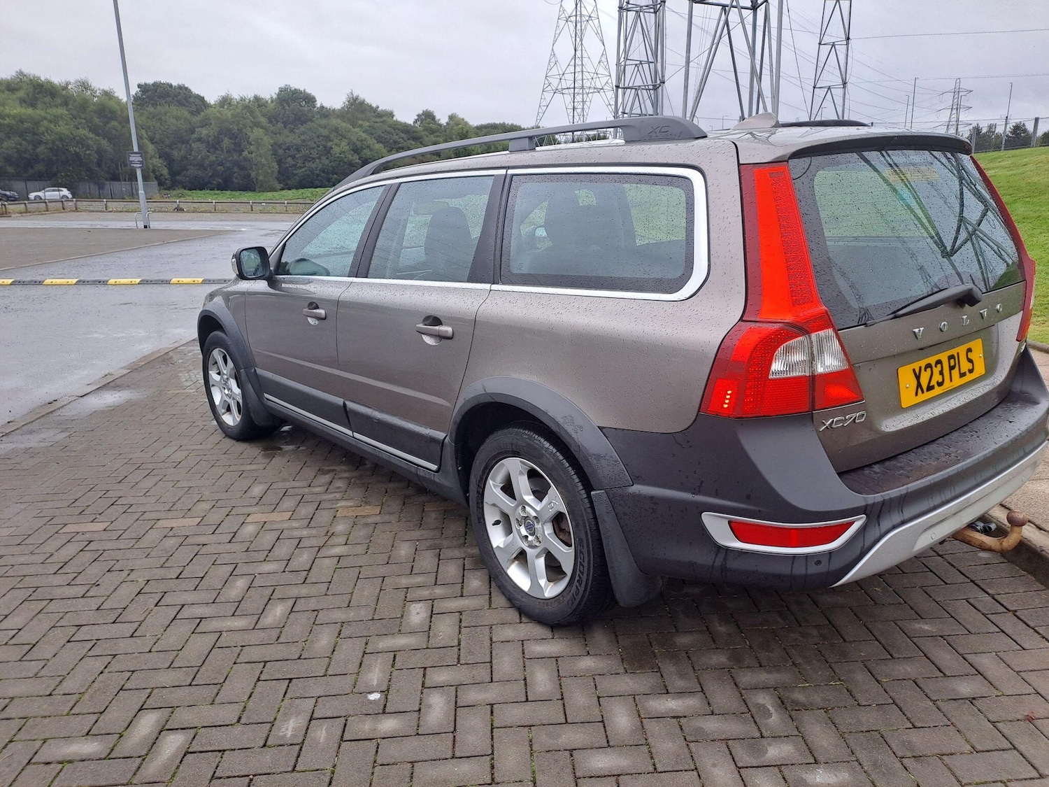 Used Volvo XC70 2009 for sale - 75729742: Photo 27