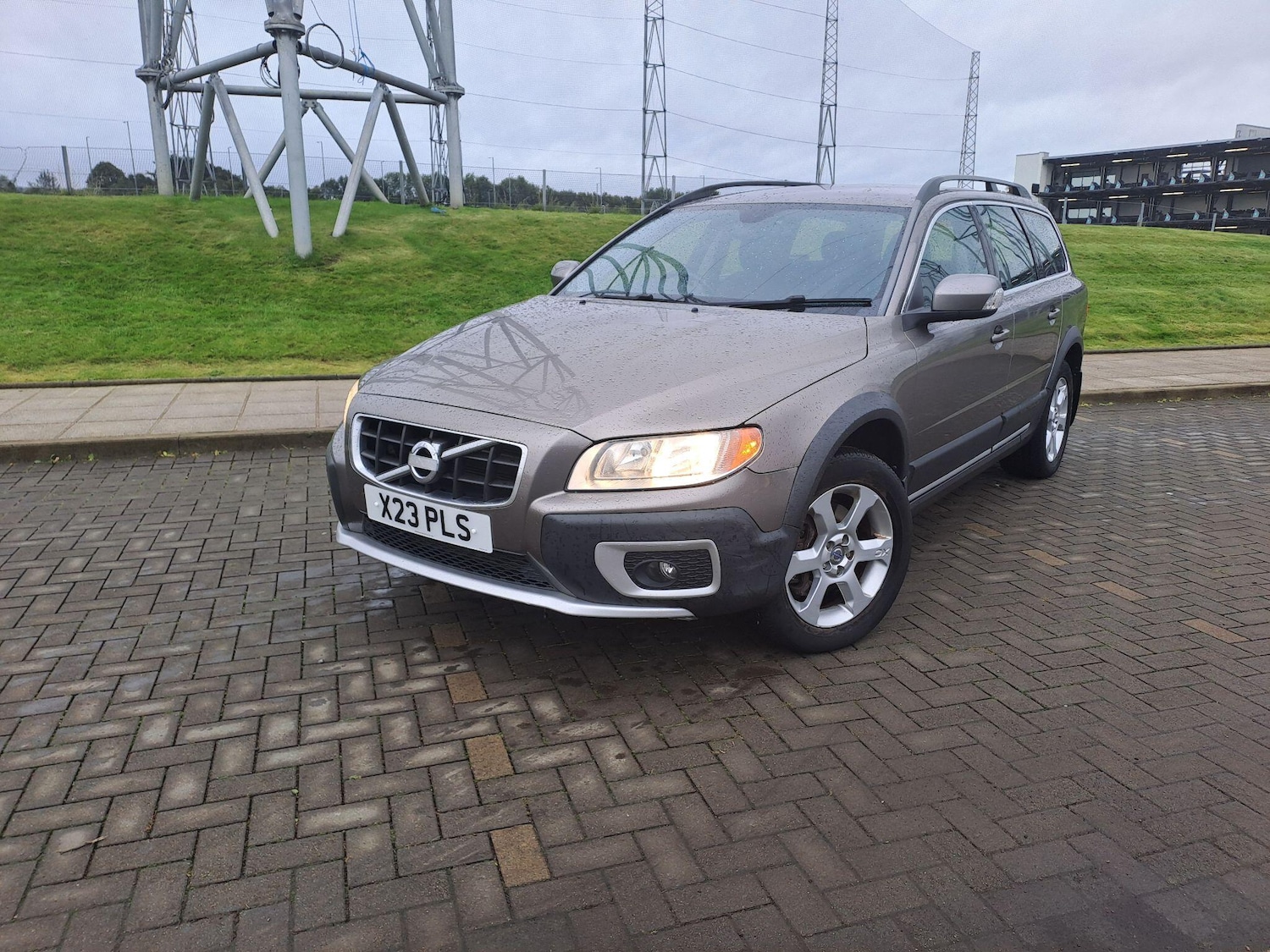 Used Volvo XC70 2009 for sale - 75729742: Photo 29