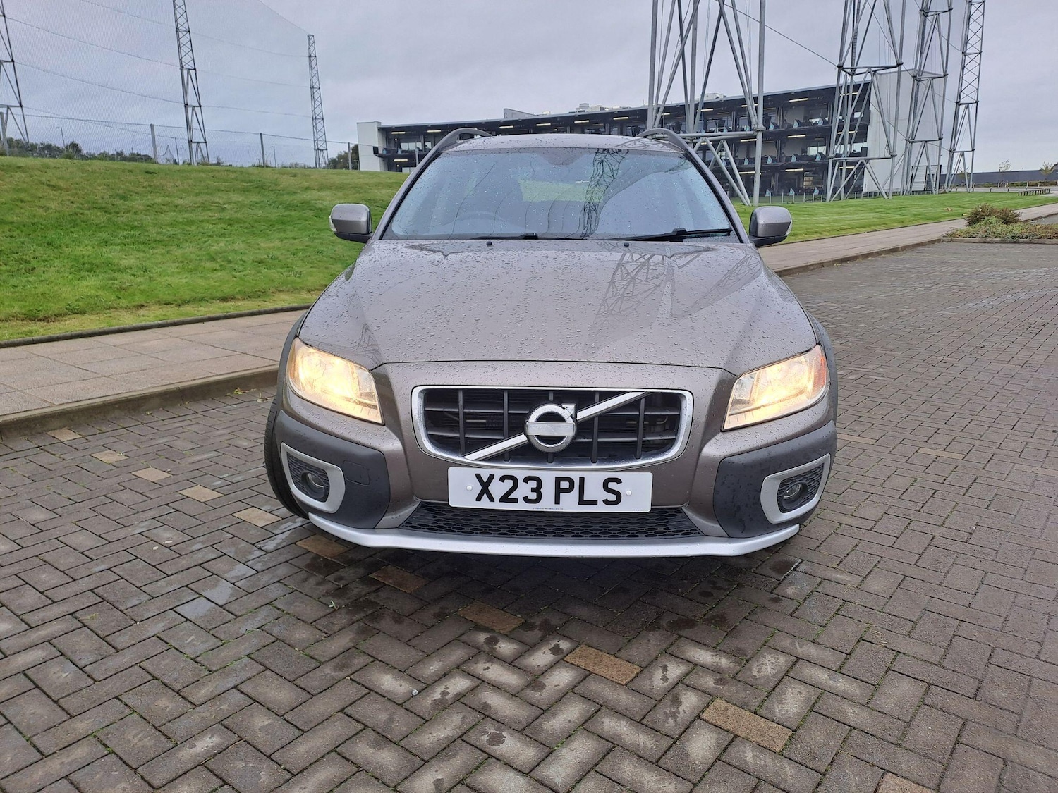 Used Volvo XC70 2009 for sale - 75729742: Photo 9