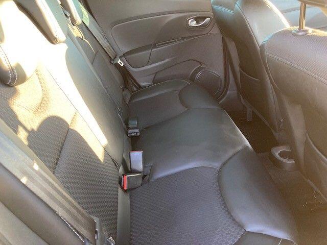 Used Renault Clio 2018 for sale - 76388955: Photo 9