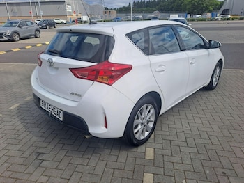 Used Toyota Auris 2013 for sale - 79158342: Photo