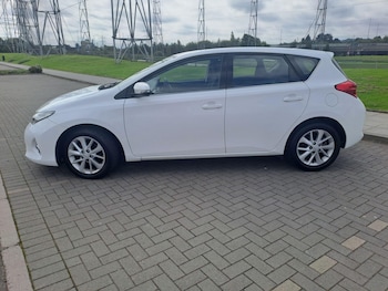 Used Toyota Auris 2013 for sale - 79158342: Photo