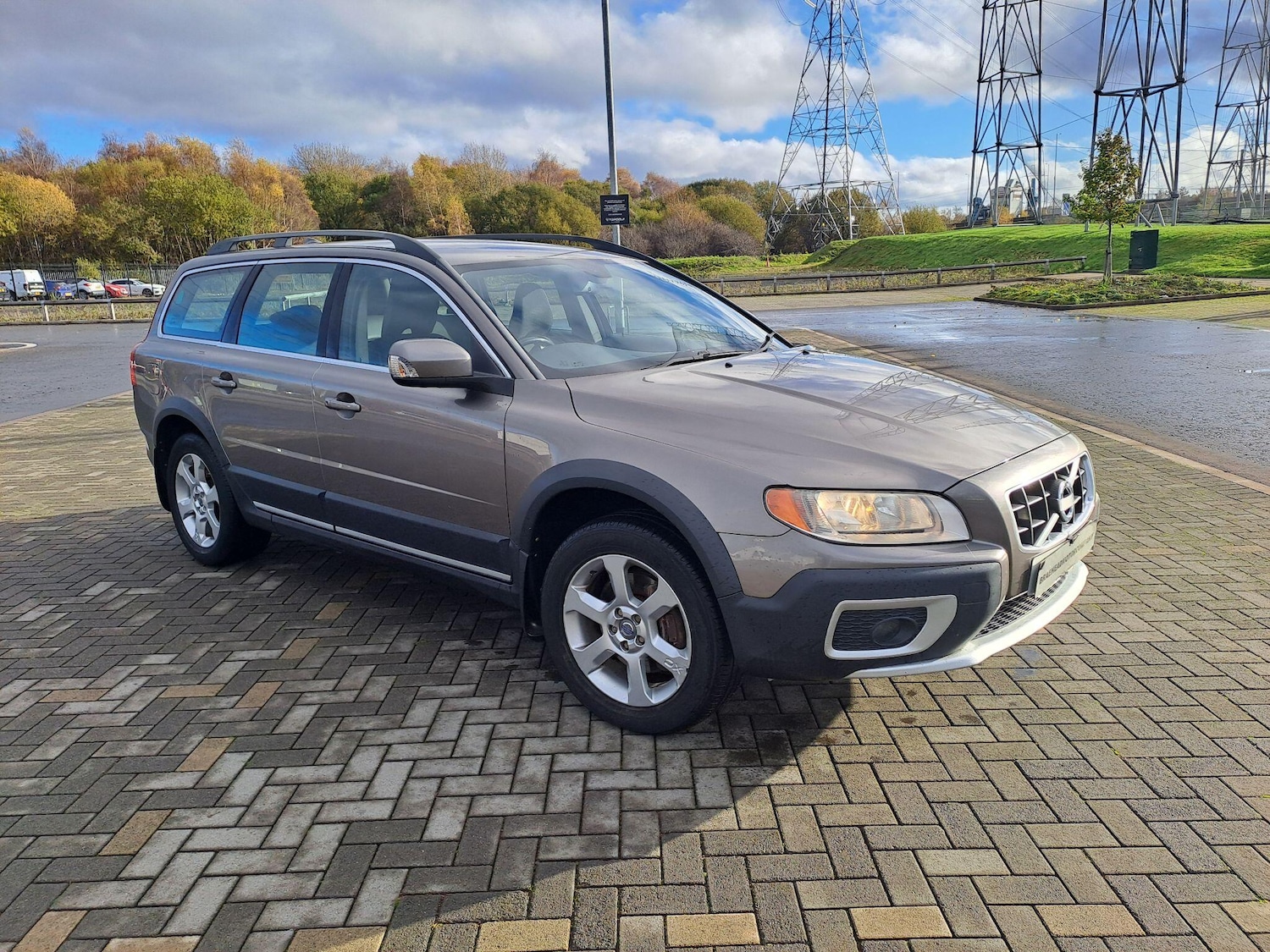 Used Volvo XC70 2009 for sale - 76988810: Photo 11