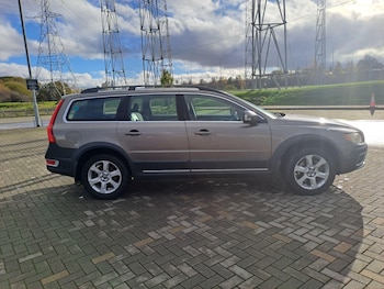 Used Volvo XC70 2009 for sale - 76988810: Photo