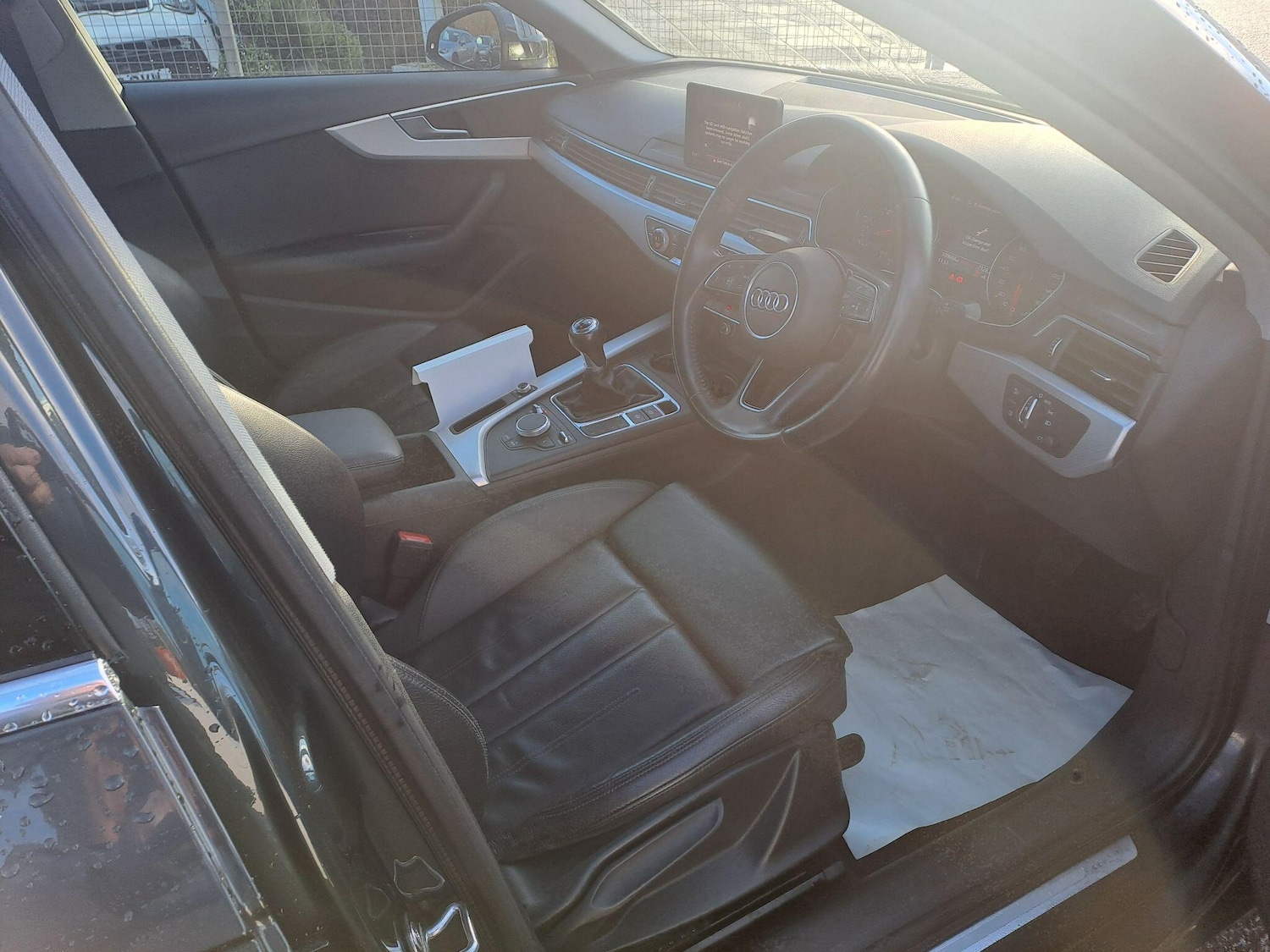 Used Audi A4 2018 for sale - 77103683: Photo 2