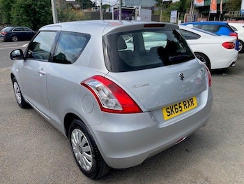 Used Suzuki Swift 2015 for sale - 79425399: Photo